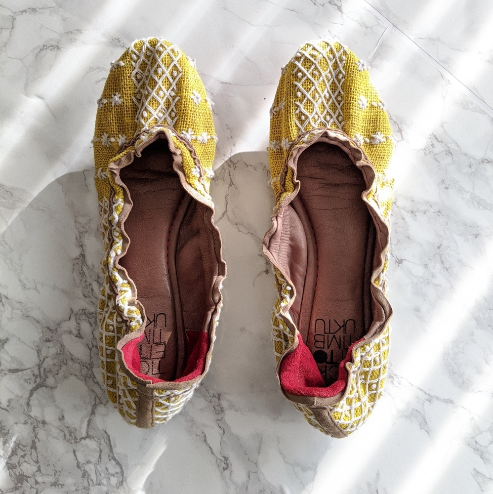 Ticket To Timbuktu ∆ Embroidered Flat - Picture 4 of 7